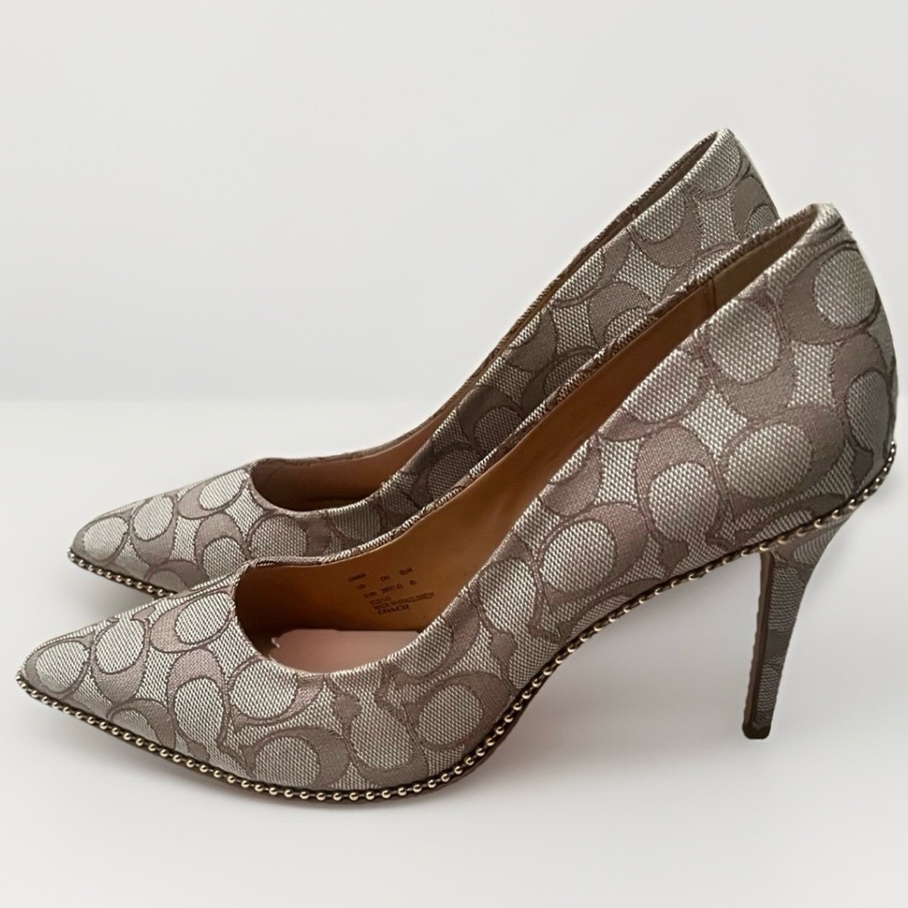 COACH Waverly Pointed Toe 3.25”Pump Designer Heels Womens Sz 9.5 Beige Monogram - Picture 8 of 14